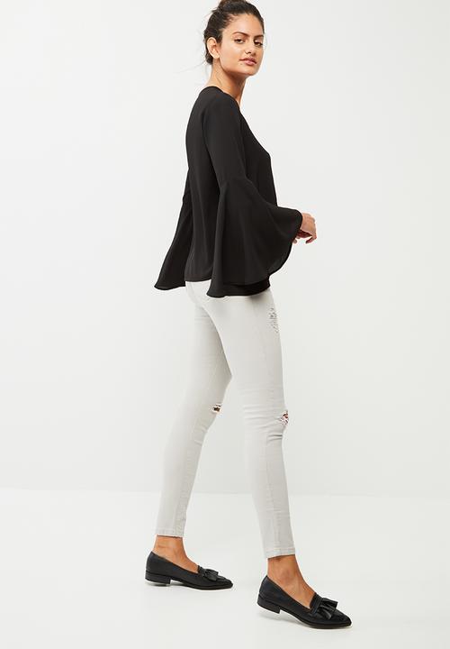 dailyfriday - Bell sleeve blouse