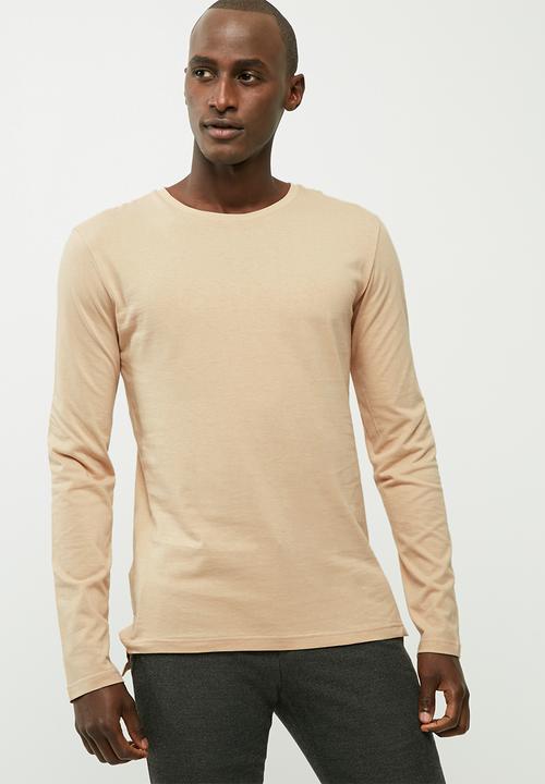 basicthread - Basic tail crew neck tee