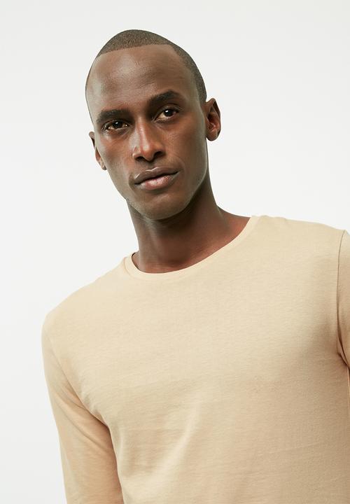 basicthread - Basic tail crew neck tee