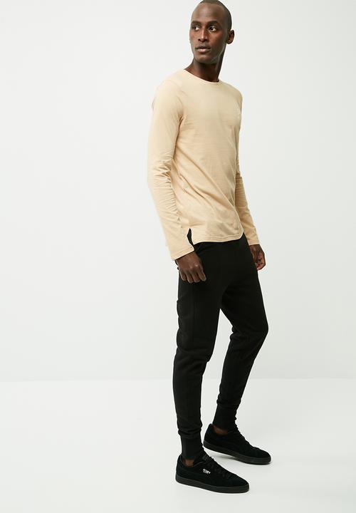 basicthread - Long graphic tail crew neck tee