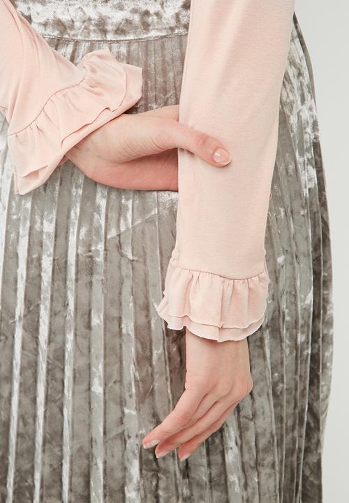 dailyfriday - Ruffle detail long sleeve tee