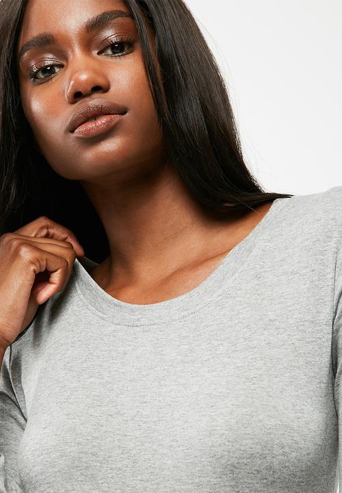 dailyfriday - Fluted sleeve tee