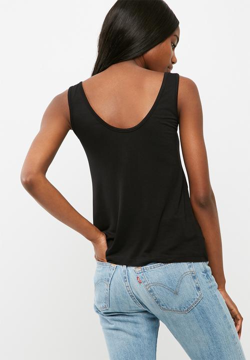 dailyfriday - Scoop style vest