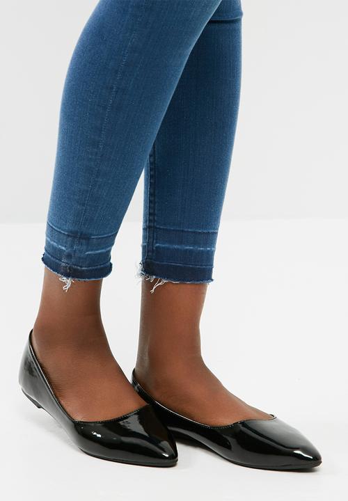 dailyfriday - Pointy toe pumps