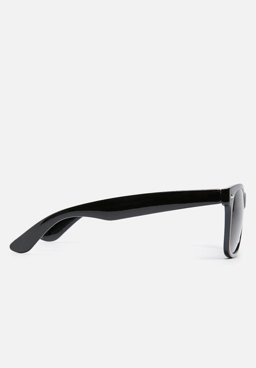 Only & Sons - Wayfarer sunglasses