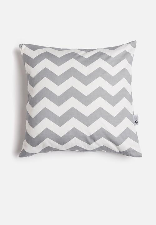 Sixth Floor - Chevron cushion cover - grey