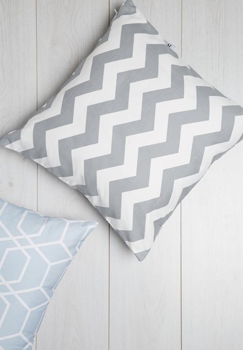 Sixth Floor - Chevron cushion cover - grey