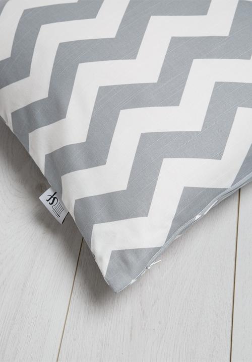 Sixth Floor - Chevron cushion cover - grey