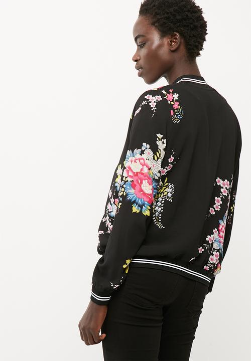 Jacqueline de Yong - Yutaka rib bomber