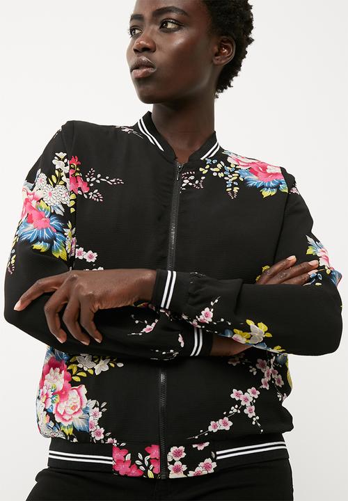 Jacqueline de Yong - Yutaka rib bomber
