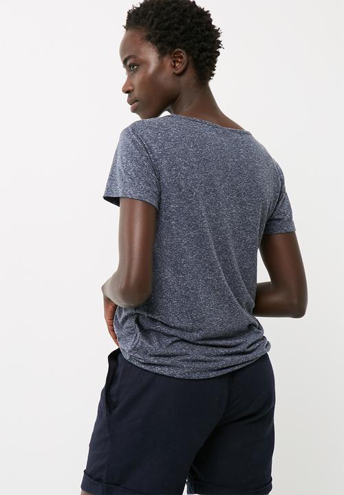 Jacqueline de Yong - Zada v-neck tee