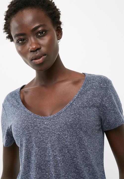 Jacqueline de Yong - Zada v-neck tee