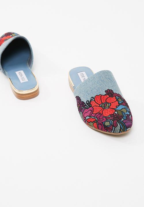 Steve Madden - Snapp