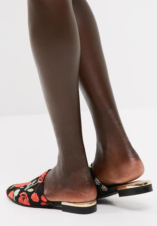 Steve Madden - Snapp