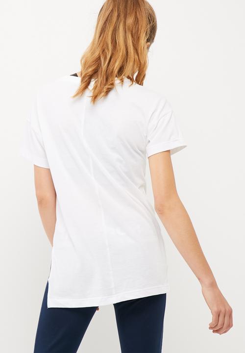 Reebok Classic - Foundation Tee