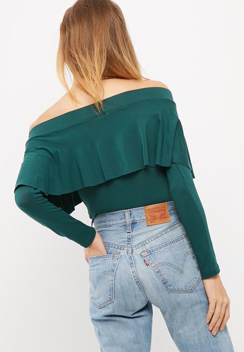 dailyfriday - Off shoulder frilled top