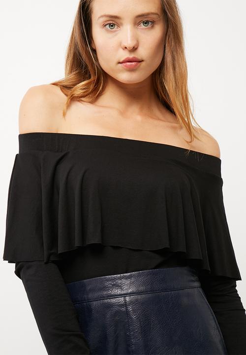 dailyfriday - Off shoulder frilled top