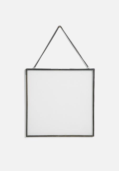 Sixth Floor - Floating frame set