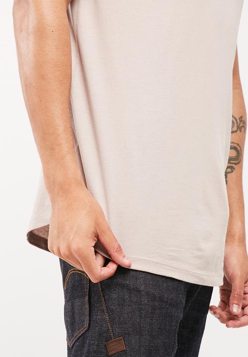 basicthread - Basic curved hem tee