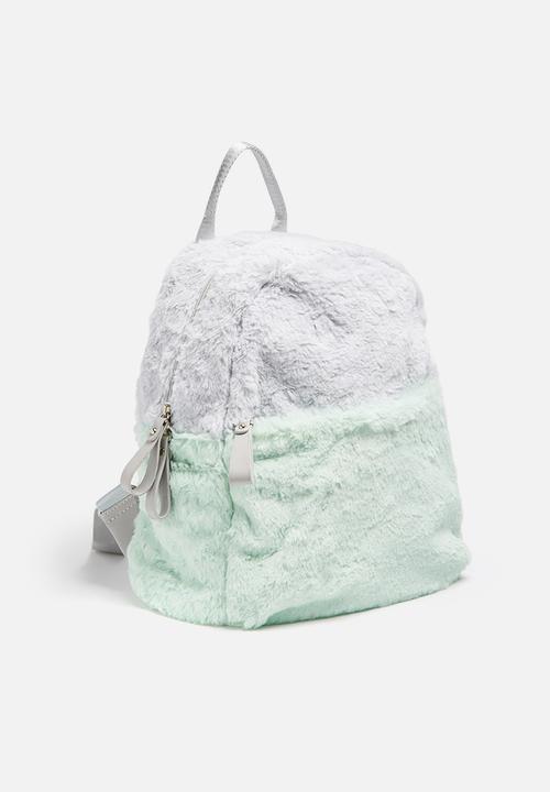 Missguided - Faux fur backpack