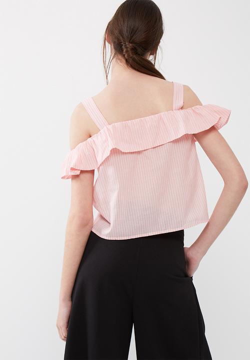ONLY - Cooks cropped cold shoulder top
