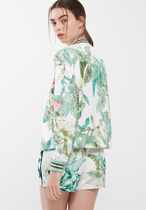 ONLY - Aura bomber