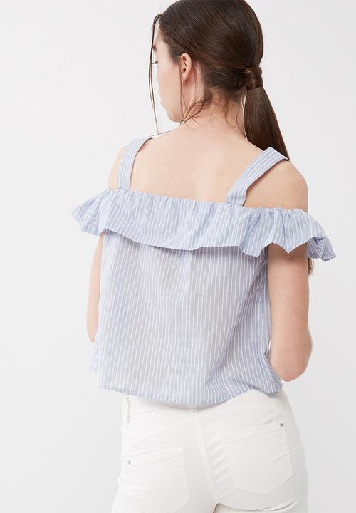 ONLY - Cooks cropped cold shoulder top