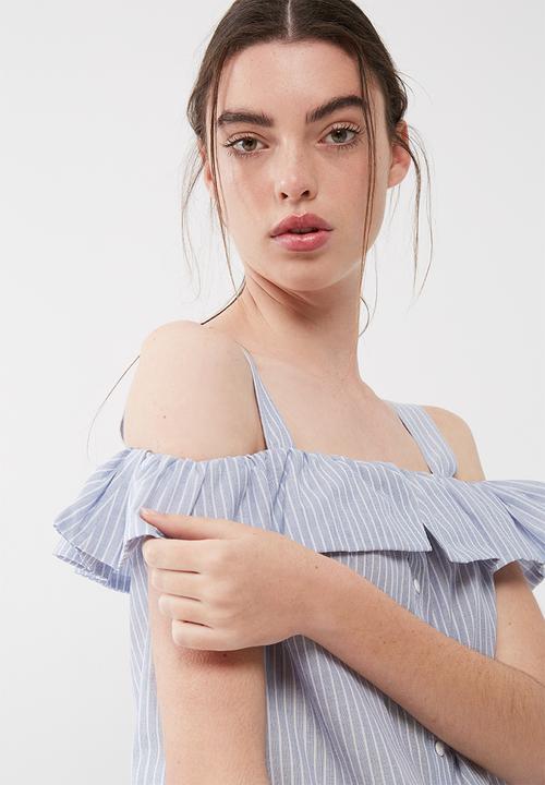 ONLY - Cooks cropped cold shoulder top