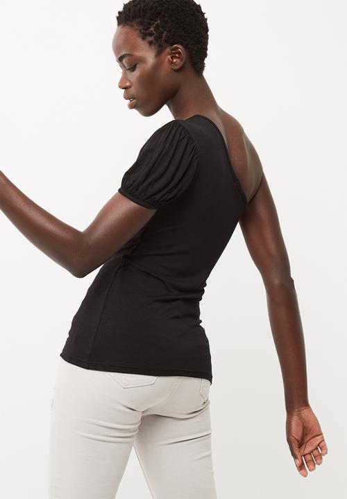 dailyfriday - Assymetrical ruffle sleeve tee