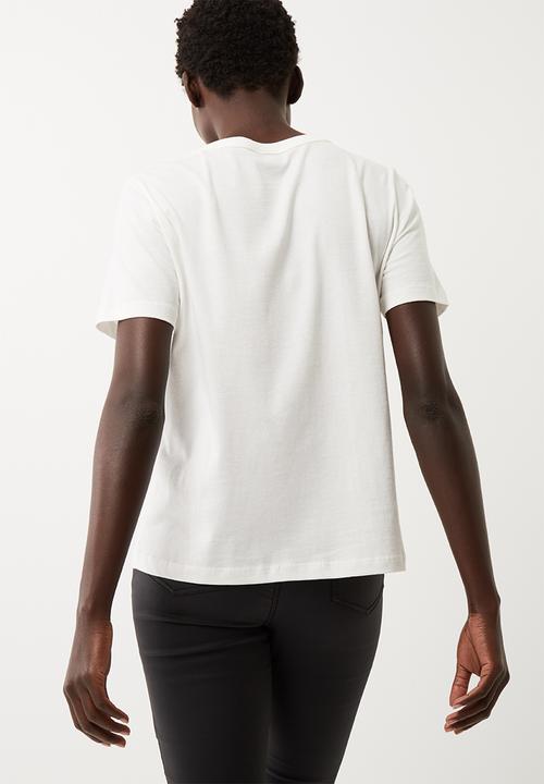 Vero Moda - Madigan choker tee