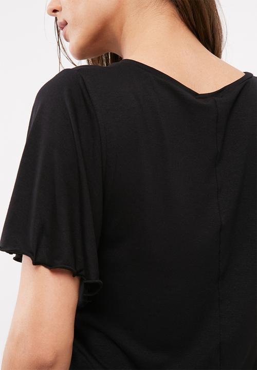 dailyfriday - Scoop neck flutter sleeve tee
