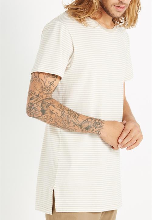 Cotton On - Steptail tee