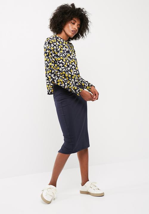 dailyfriday - Ruched sleeve blouse