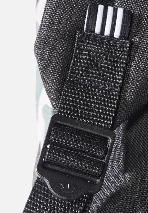 adidas Originals - Classic backpack camo
