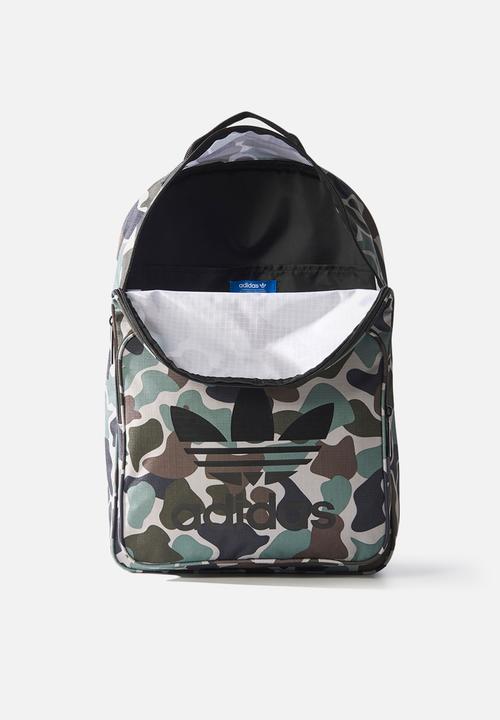 adidas Originals - Classic backpack camo
