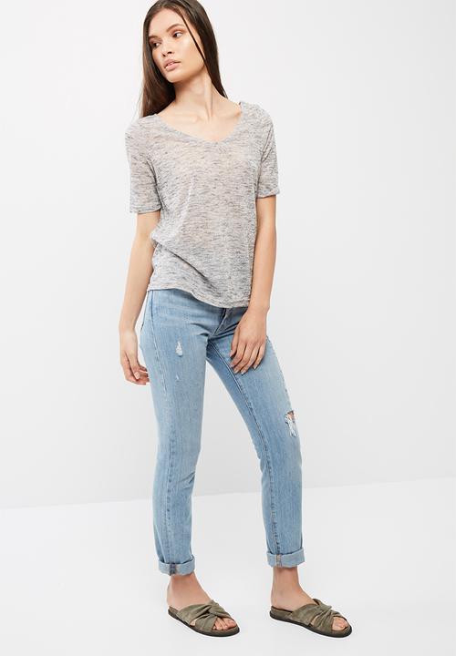 Vero Moda - Sunshine V-neck top