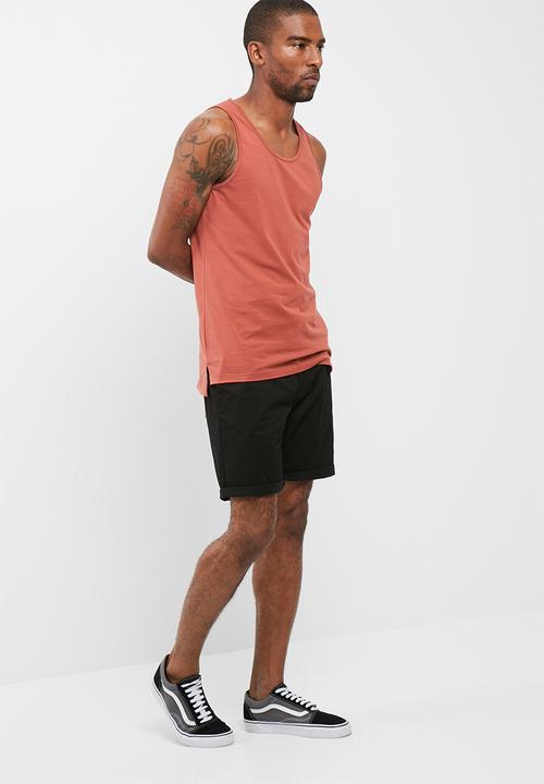basicthread - Plain tail hem vest