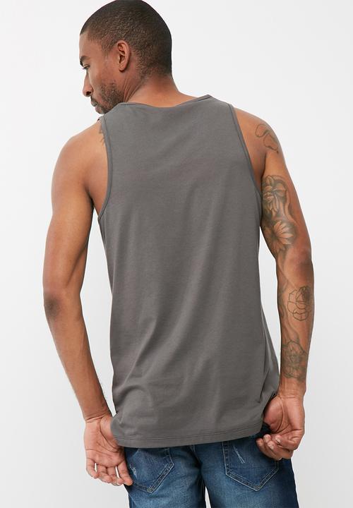 basicthread - Plain tail hem vest