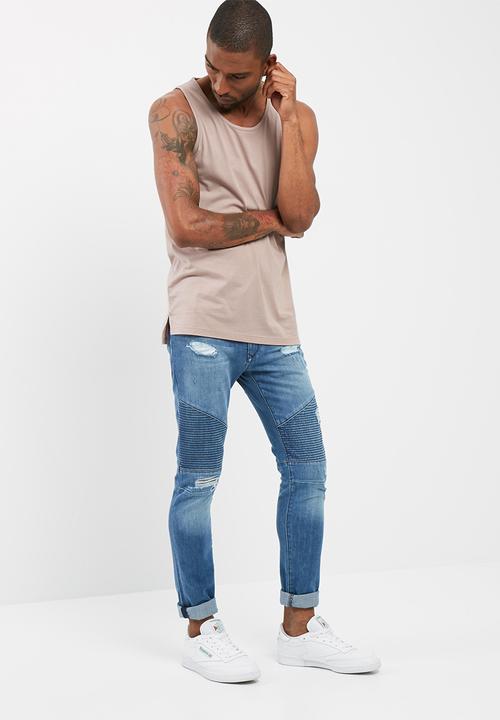 basicthread - Plain tail hem vest