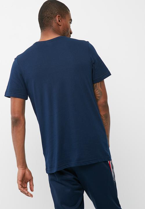 Reebok Classic - Starcrest tee
