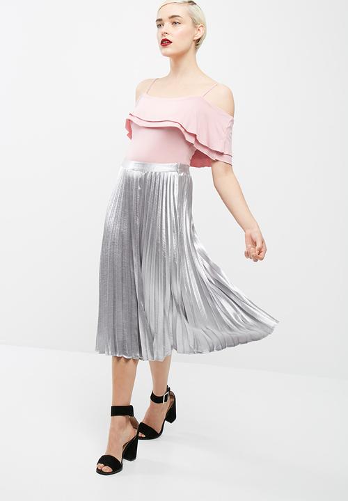 dailyfriday - Tiered off the shoulder bodysuit