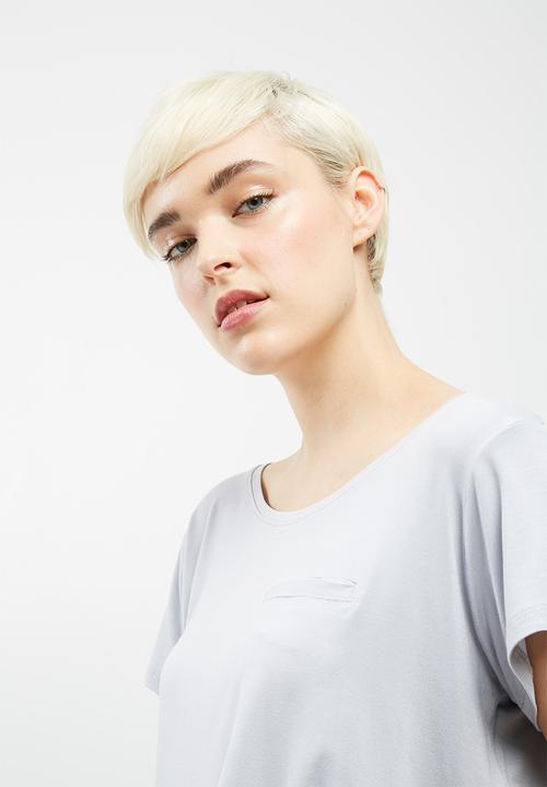 dailyfriday - Scoopneck relaxed tee with turn back cuff