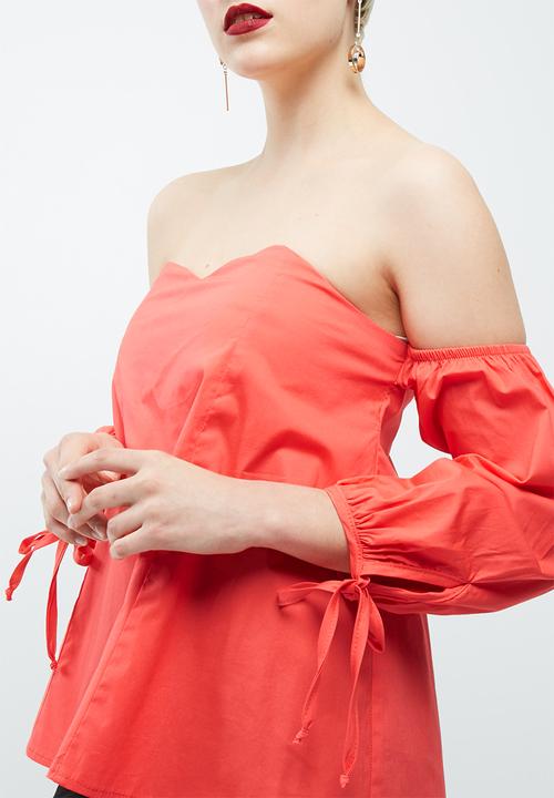 dailyfriday - Sweetheart off shoulder top