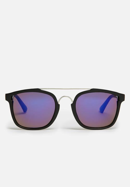 Lundun - Brow detail sunglass