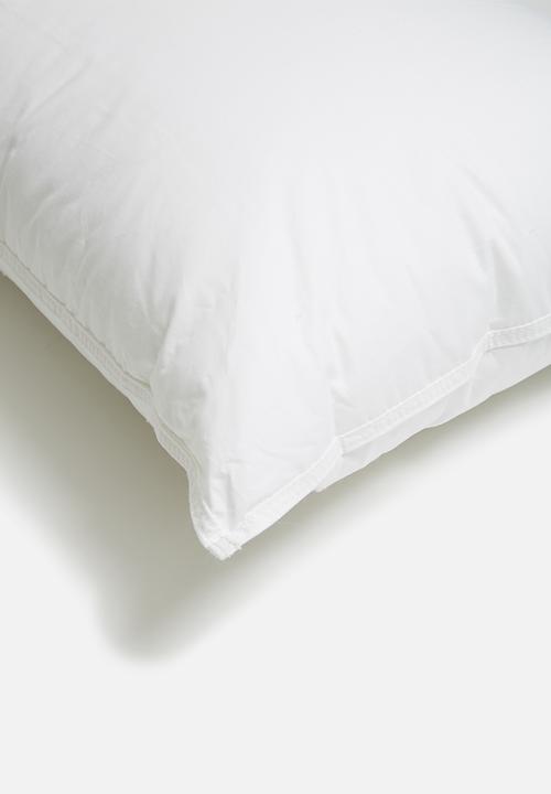 Sheraton Textiles - Microfibre & 100% cotton pillow inner 