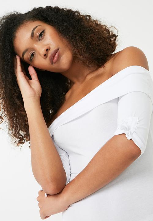 dailyfriday - Off shoulder ruched sleeve bodysuit