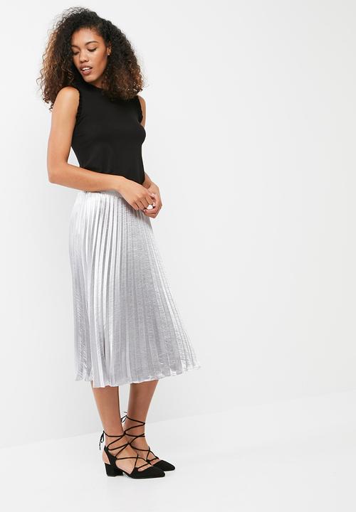 dailyfriday - Ruffle sleeve vest