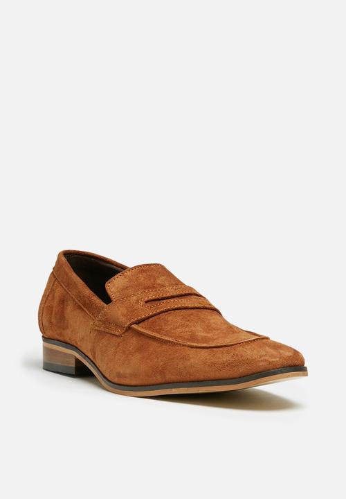 basicthread -  Lewis suede