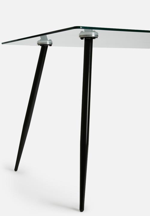 Sixth Floor - Vera dining table