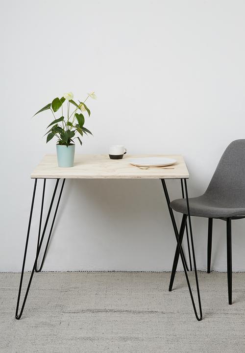 Sixth Floor - Hairpin dining table - 4 seater